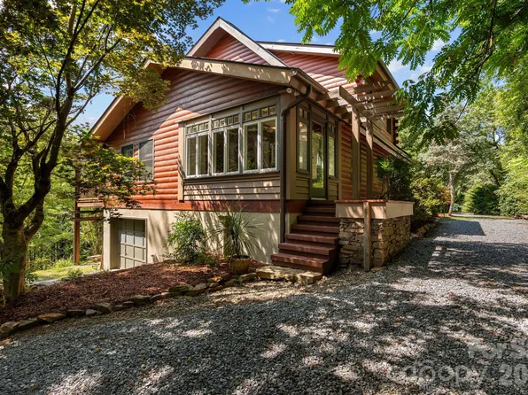 150 Avondale Ridge Rd, Asheville, NC 28803