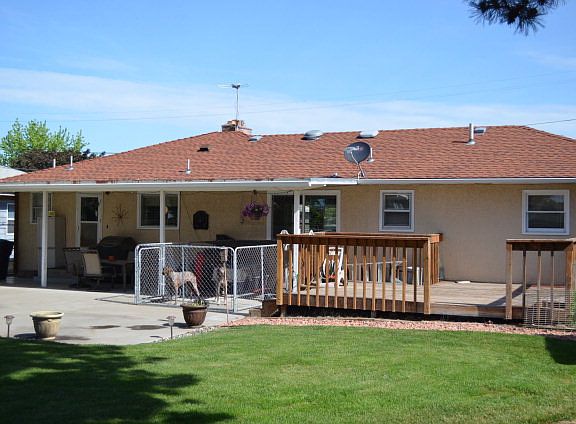 3rd image of 1778 Evergreen St