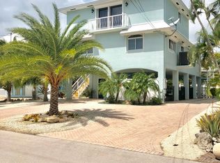 6 Center Ln, Key Largo, FL 33037