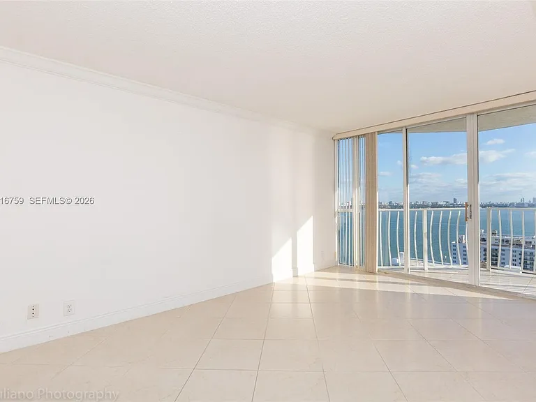 7601 E Treasure Dr #2406 — Photo 15