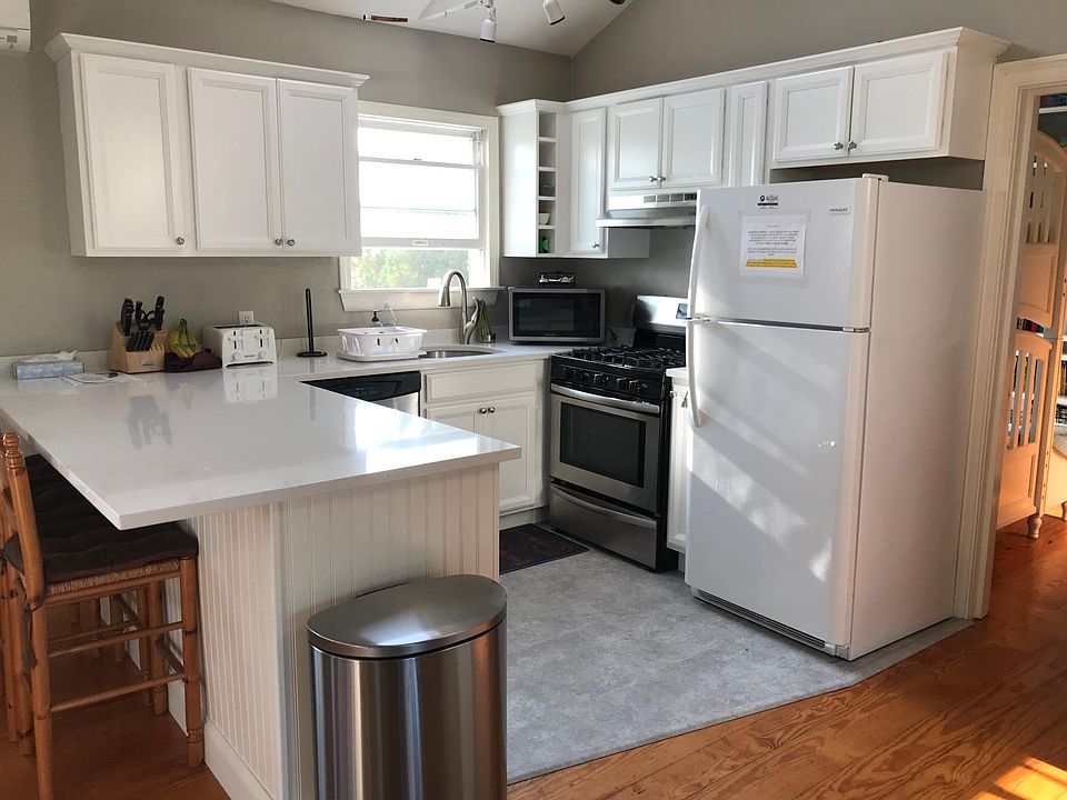 76 Witham St, Gloucester, MA 01930 Zillow