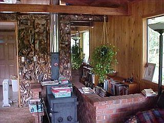3rd image of 101 NE Park Ln