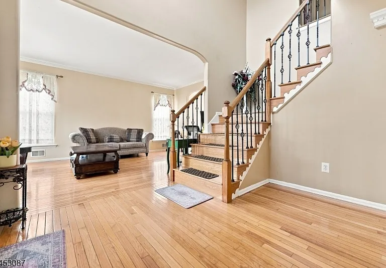 17 Grant Way — Photo 7