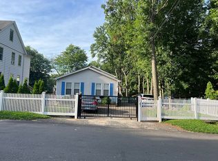 239 Hauser St, Waterbury, CT 06704