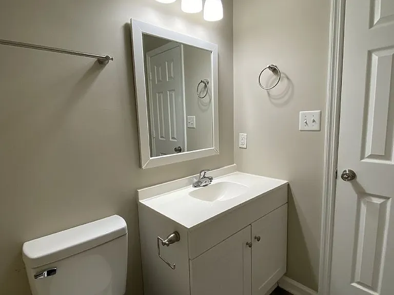 338 Whitehead Rd — Photo 6