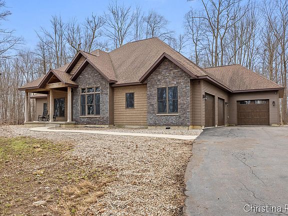 3rd image of 3575 W Maple Rapids Rd