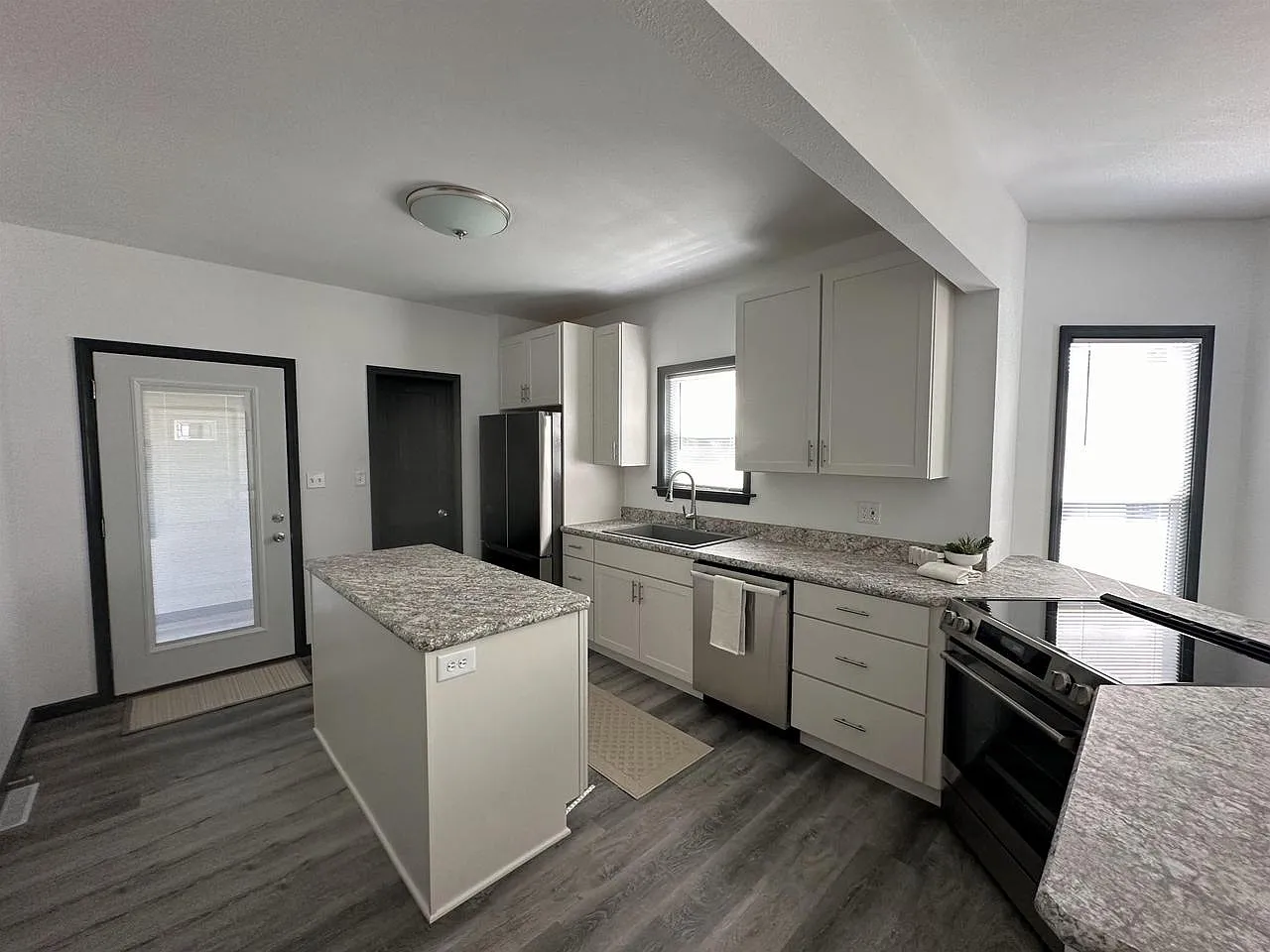 1742 17th Street photo 1
