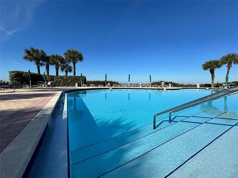 1560 Gulf Blvd #804 — Photo 23