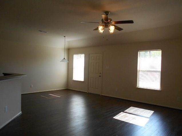 1st image of 171 E Kirnwood Dr