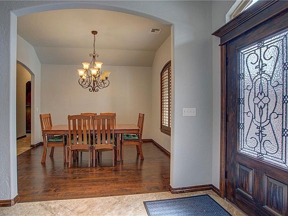 5th image of 2622 Vellano Ln