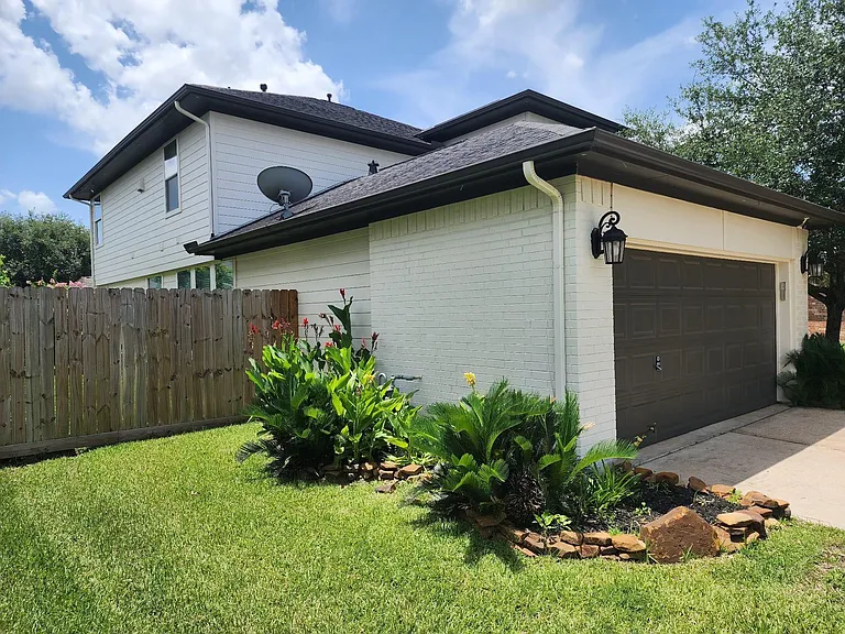 16935 Jelly Park Stone Dr — Photo 30