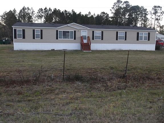 2nd image of 2220 Daffodil Ave