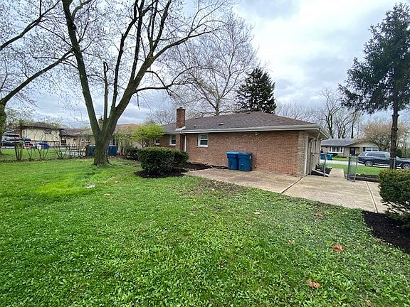 3rd image of 16623 Thornton Ave