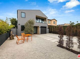 4245 Grand View Blvd, Los Angeles, CA 90066