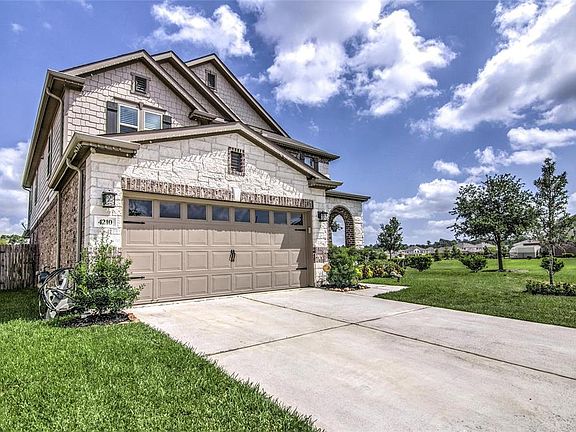 2nd image of 4210 False Cypress Ln