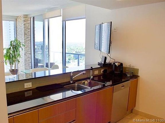 3rd image of 1050 Brickell Ave APT 2614E