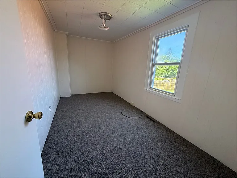 1846 Ridge Rd — Photo 9