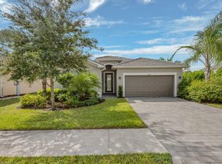 2214 Cara Cara Way, Naples, FL 34120
