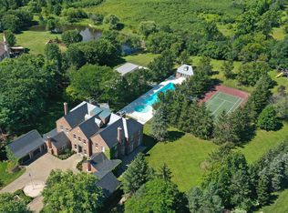 5 Broadleys Ct, Bannockburn, IL 60015