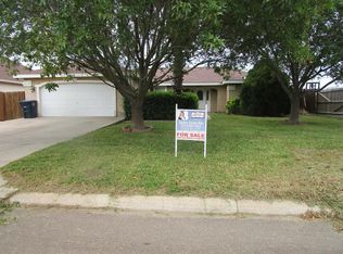 296 Falcon Blvd, Eagle Pass, TX 78852