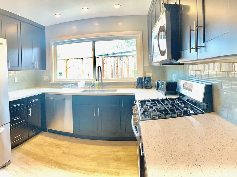 1798 Starlite Dr — Photo 3