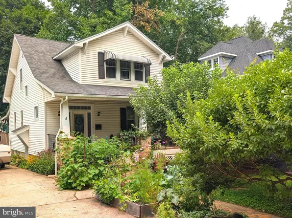 2410 Poplar Dr, Baltimore, MD 21207