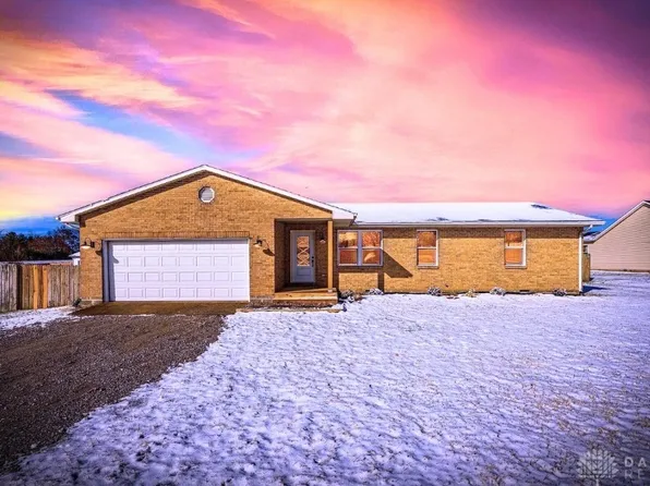 8793 Greenbush Rd, Camden, OH 45311