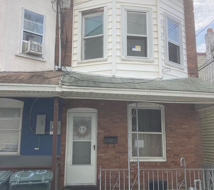 1st image of 24 Brooklyn Ave