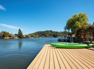 30 Chickasaw Ct, Corte Madera, CA 94925