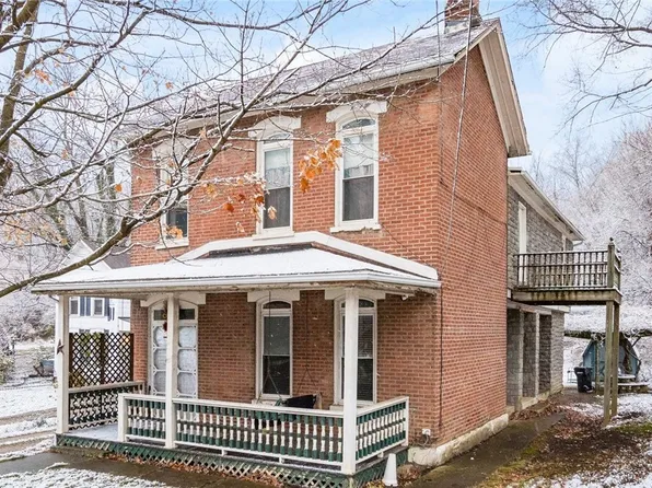 1327 Sharon Ave, Zanesville, OH 43701