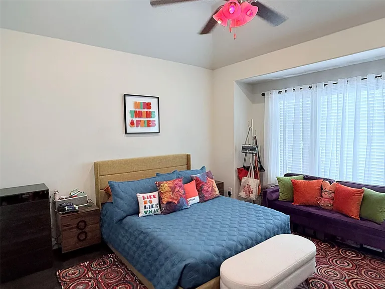 616 Delano St — Photo 10