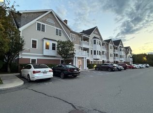180 Chickering Rd UNIT 204C, North Andover, MA 01845