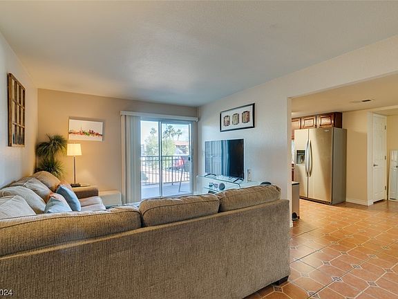 4th image of 5116 River Glen Dr Unit 231