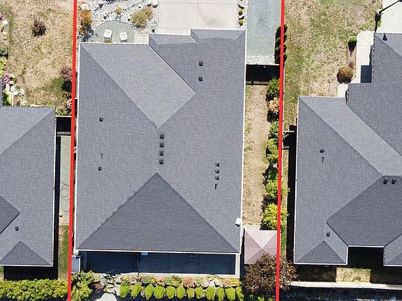 3rd image of 720 Russell Rd #3