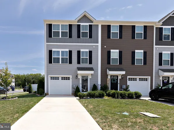 2 Burr St, Williamstown, NJ 08094