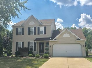 27065 Glenside Ln, Olmsted Township, OH