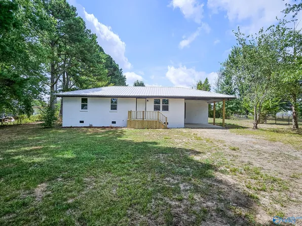 26200 Children Ln, Athens, AL 35613