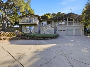 17285 Copper Hill Dr, Morgan Hill, CA