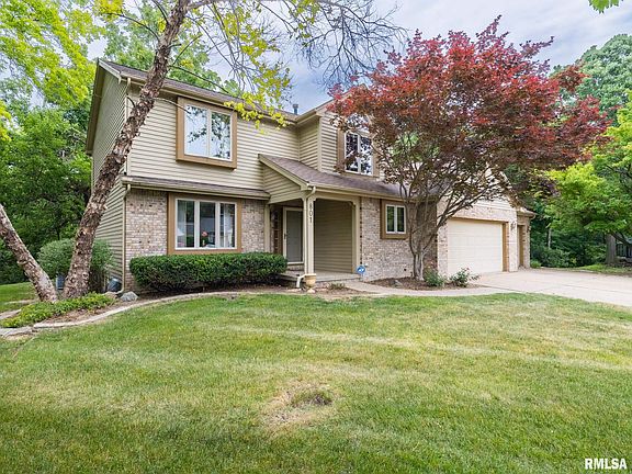 3rd image of 801 W Butterfield Dr