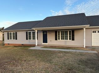 272 Mangrums Rd, Danville, VA 24541