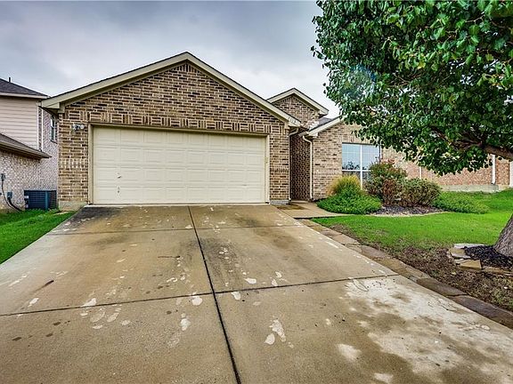 3rd image of 2113 Sunny Side Dr