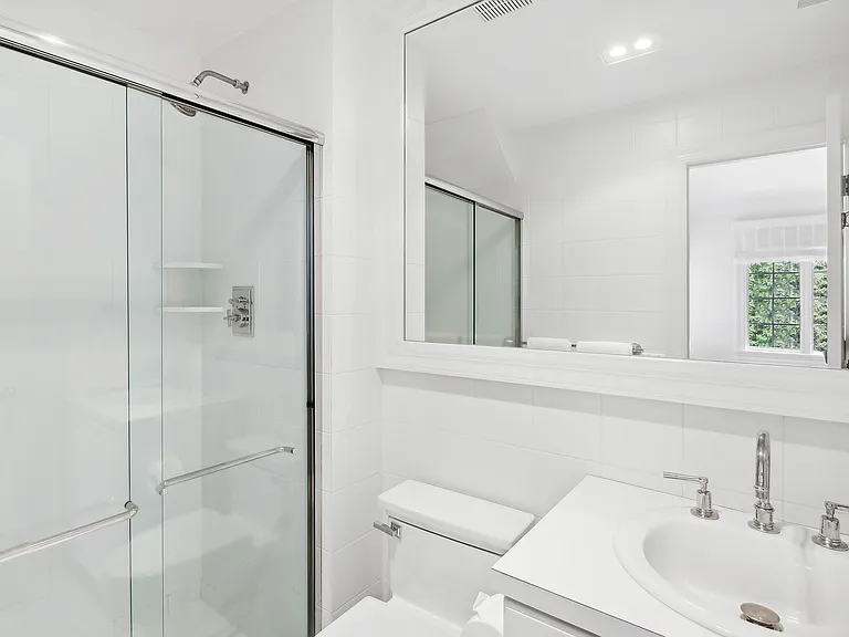 315 Flying Point Rd — Photo 14