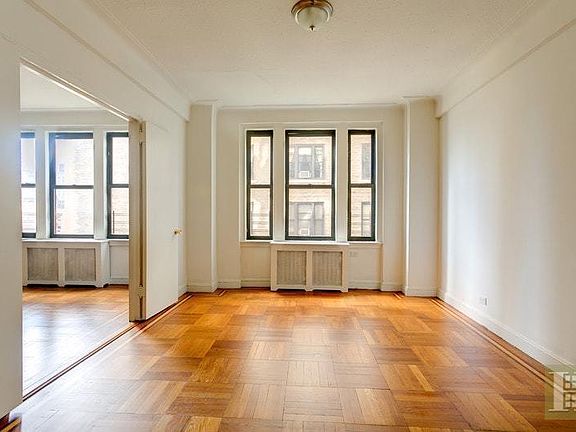 2nd image of 222 W 83rd St APT 7A