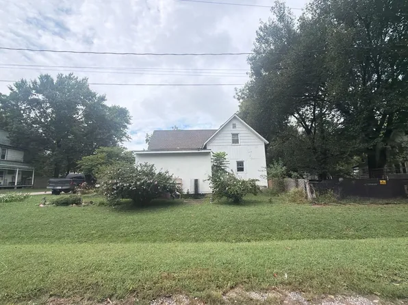501 N Woods Ave, Braymer, MO 64624