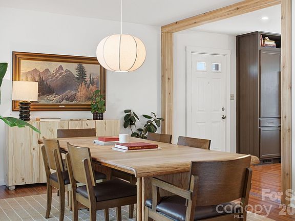 2nd image of 5407 Autumn End Cir