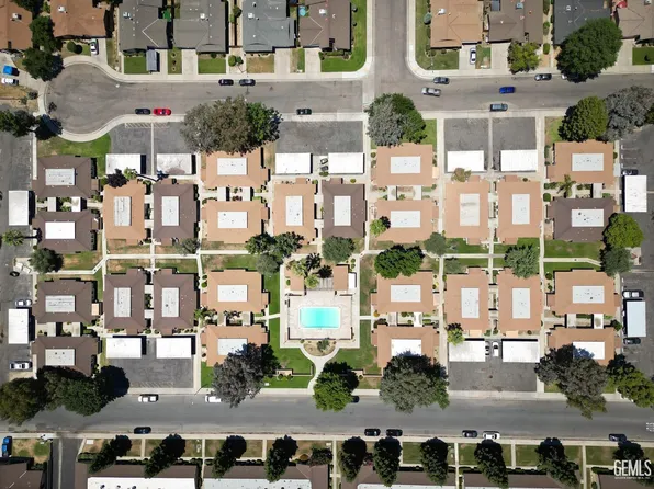 1001 McDonald Way APT 40, Bakersfield, CA 93309