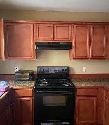 5th image of 8 Iris Dr Unit A
