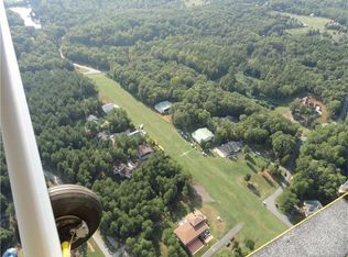 8202 Aeromarine Blvd, Catawba, NC 28609