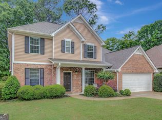 38 Greenview Dr, Newnan, GA 30265