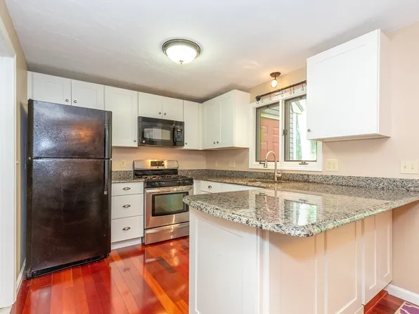 153 Heritage Dr #153, Tewksbury, MA 01876